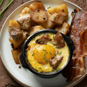 Fried egg with truffle and crispy bacon